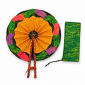 Éventail africain artisanal orange et multicolore